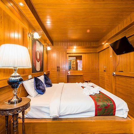 Baan Ratchapruek Villa Phuket Ngoại thất bức ảnh