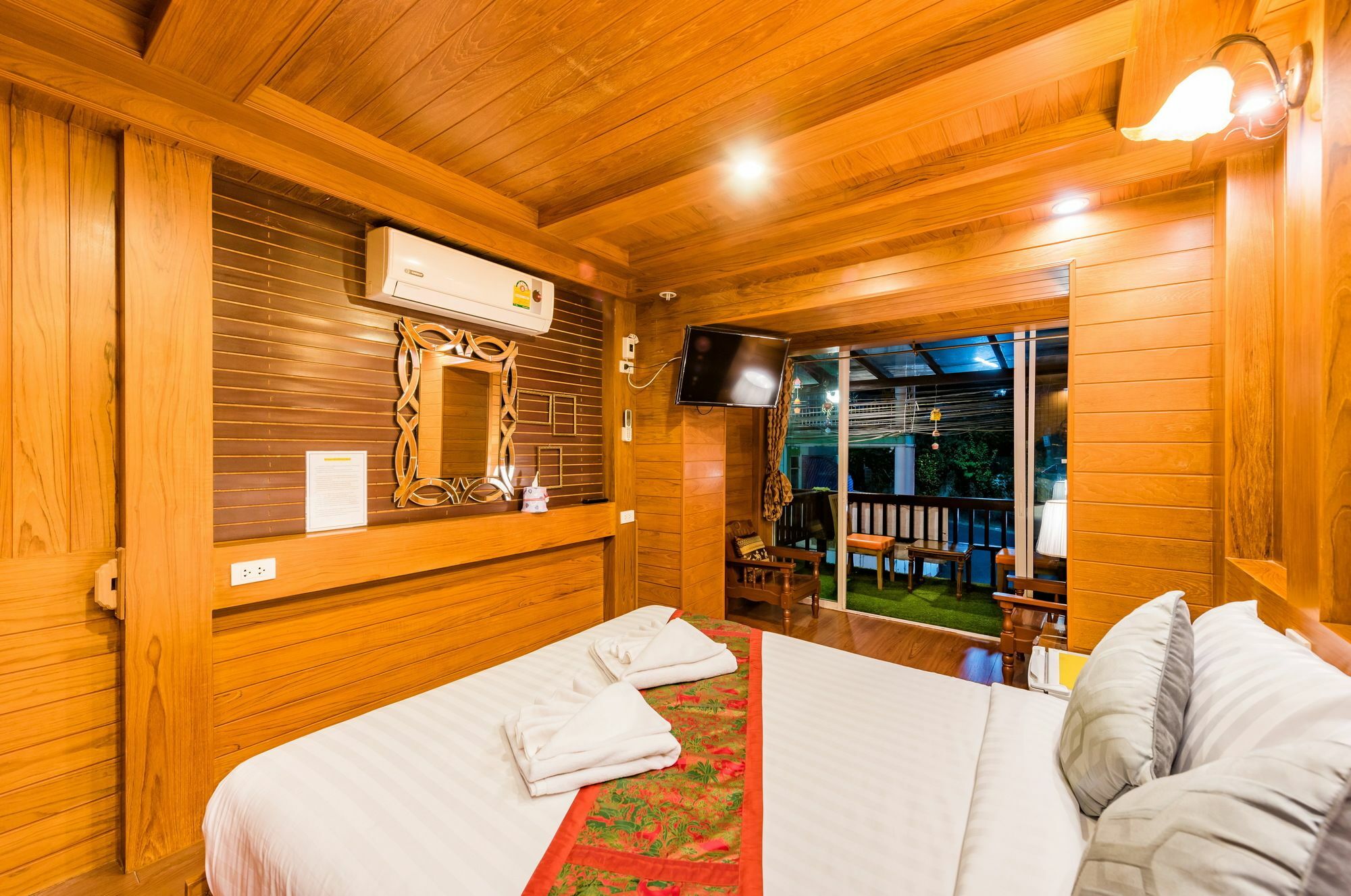 Baan Ratchapruek Villa Phuket Ngoại thất bức ảnh